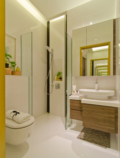 Contemporary Bathroom by R interior Design