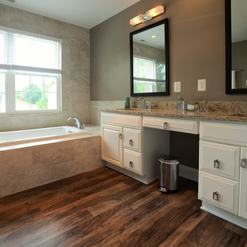 Open Bathroom with Warm Color Palette