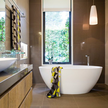 Organic bathroom in tranquil surrounds