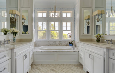 Should You Have One Sink or Two in Your Master Bathroom?