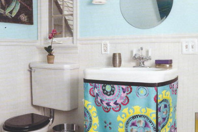 ジャクソンビルにあるエクレクティックスタイルのおしゃれな浴室の写真