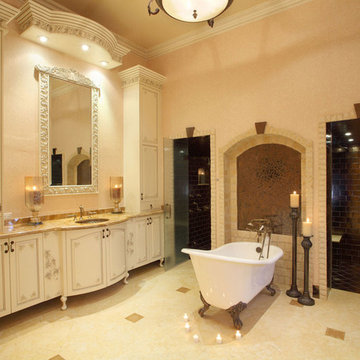 Palm Beach: Transitional Estate