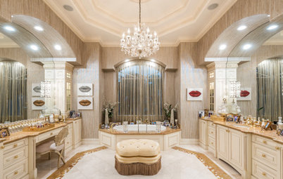 10 Design Musts for a Glam Bathroom