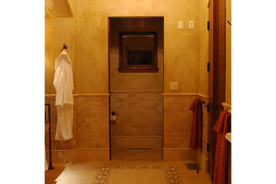 Tuscan bathroom photo in New York