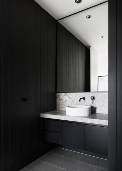 Modern Bathroom by ELC ARCHITECTURE AND INTERIOR