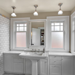 https://www.houzz.com/photos/phinney-residence-master-bath-craftsman-bathroom-seattle-phvw-vp~242160