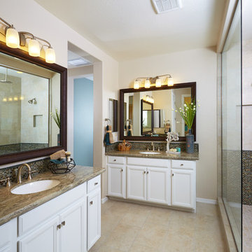 Phoenix, Arizona | Tierra Del RIo - Villagio Carrizo Owner's Bathroom