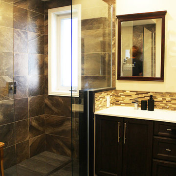 Pierrefonds-Roxboro Bathroom Renovation