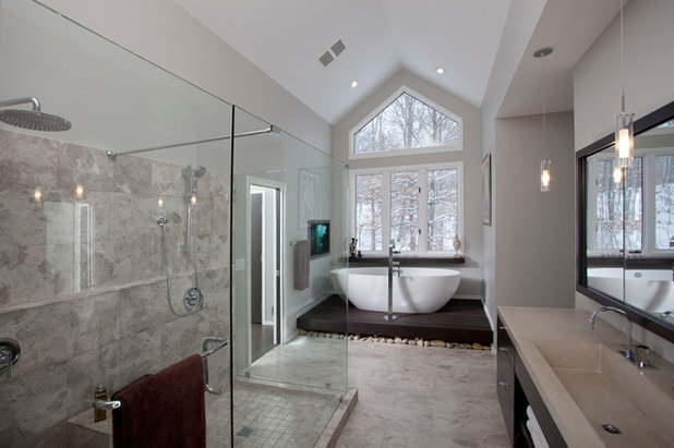 Modern Bathroom by Ryan Duebber Architect, LLC