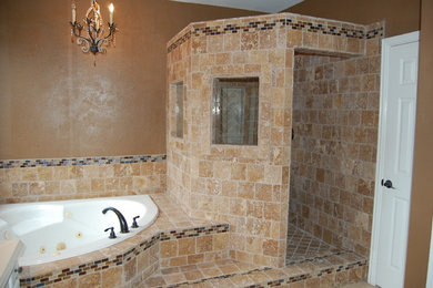 Example of a bathroom design in Dallas
