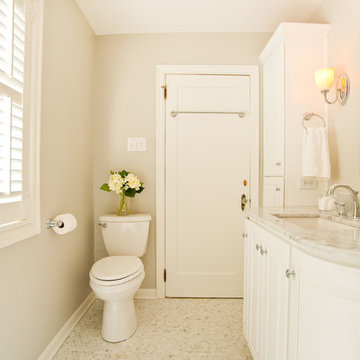 Pleasant Run Pkwy Master Bathroom