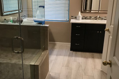 Modernes Badezimmer in Austin