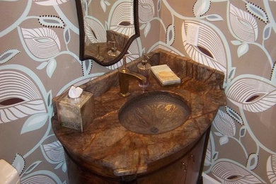 タンパにあるコンテンポラリースタイルのおしゃれな浴室の写真