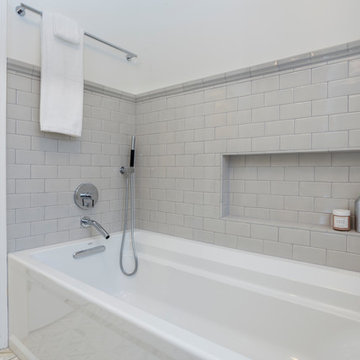 Portland Heights Guest Bath
