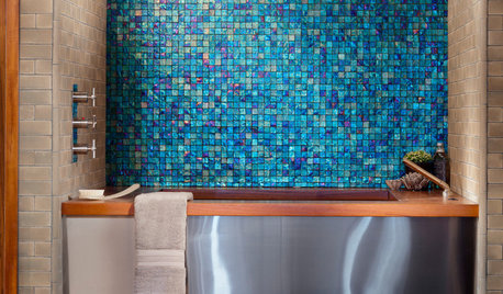 14 Bathrooms Transformed by Glass Tiles