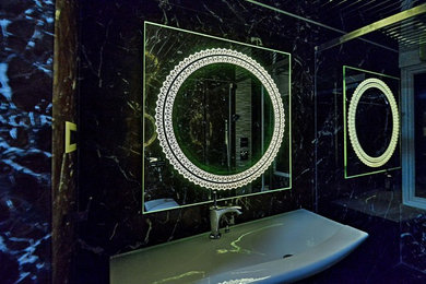 アフマダーバードにあるコンテンポラリースタイルのおしゃれな浴室の写真