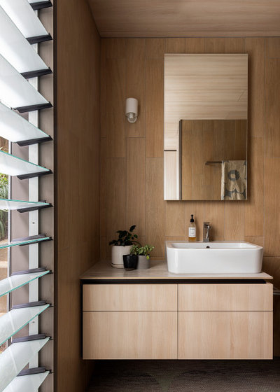 Современный Ванная комната by Finnes Building Group