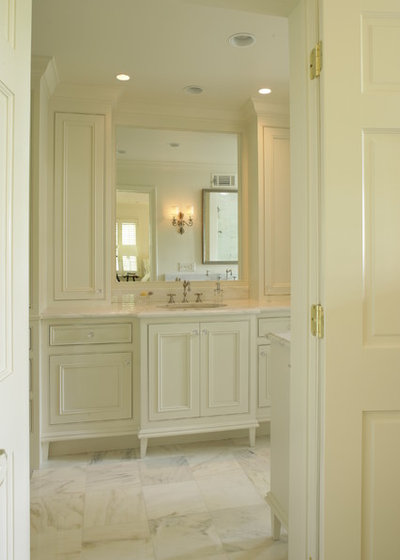 Traditional Bathroom by Structures, Inc.