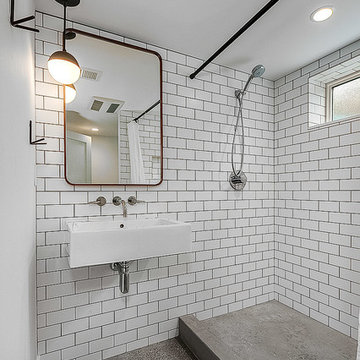 Queen Ann Kitchen/ Living room and Small 3/4 basement bath