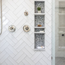 Katie’s Bathroom Modern Farmhouse