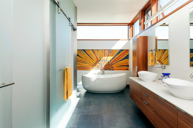 コンテンポラリー 浴室 by Swatt | Miers Architects
