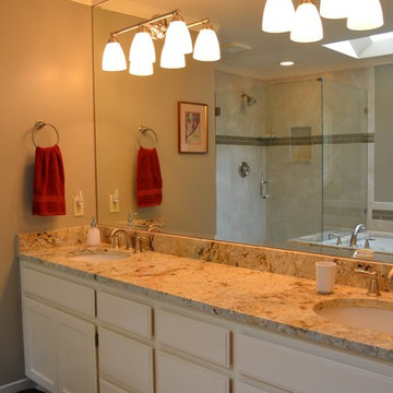 Redmond Novelty Hill Master Bathroom Facelift