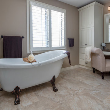 Relaxing retreat Bathroom with Clawfoot Tub