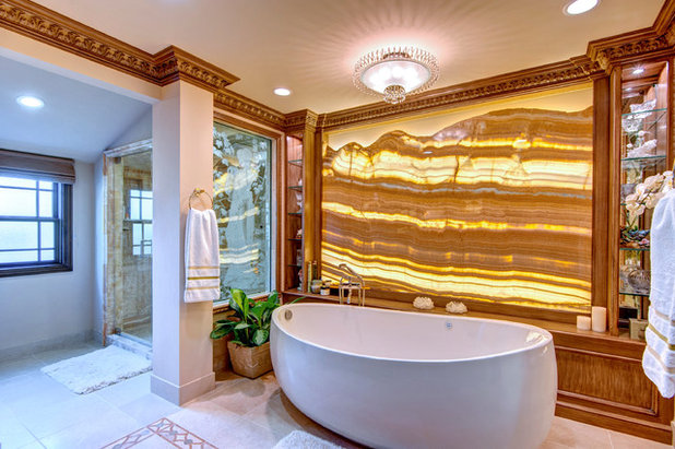 Tropical Bathroom by Hartung Construction, Inc.
