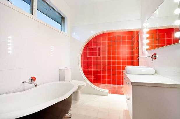 Contemporary Bathroom by Flexicon Building Solutions Pty Ltd