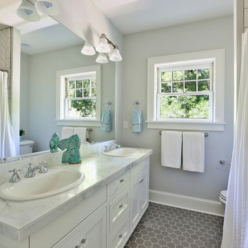 Renovation on NE 38th