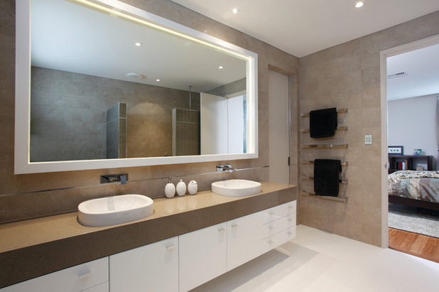 Contemporary Bathroom by Natasha Fowler Design Solutions (NFDS)