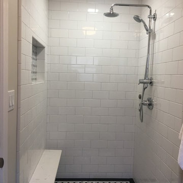 Retro Black and White Marble Bathroom