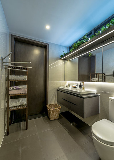 Resort Bathroom by Mr Shopper Studio