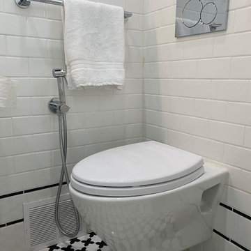 Riverside Bathroom - Wall-mount Toilet