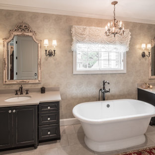 75 Beautiful Wallpaper Bathroom Pictures Ideas April 2021 Houzz