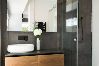 Russell House - Ensuite