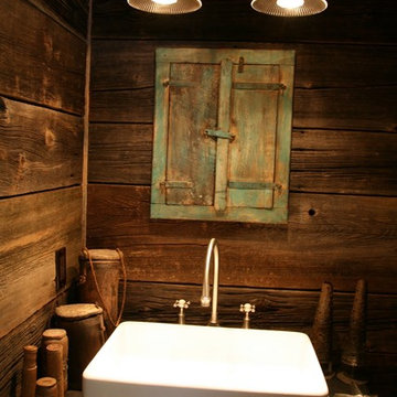 Rustic Cabin Bathroom