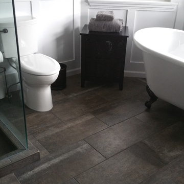 Rustic Custom Ensuite in Surrey, BC