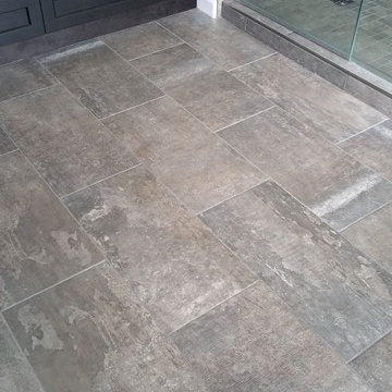 Rustic Custom Ensuite in Surrey, BC