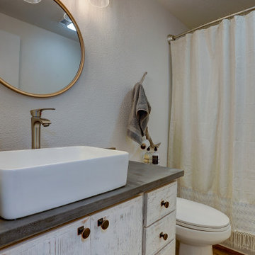 Rustic Farmhouse Bathroom White Washed Vanity