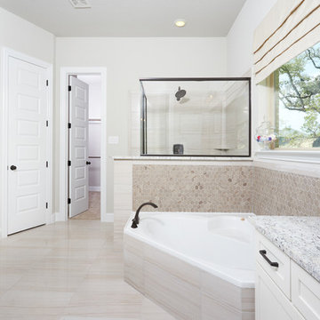 San Antonio, Texas | Napa Oaks - Premier Rosewood Owner's Bathroom