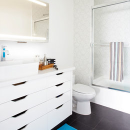 https://www.houzz.com/photos/san-clemente-interiors-contemporary-bathroom-orange-county-phvw-vp~2454168