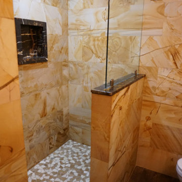 secondary bathroom after