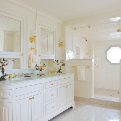 Example of a classic subway tile bathroom design in Boston
