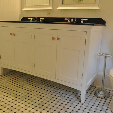 Seminole Ave - Inman Park Kids Bath