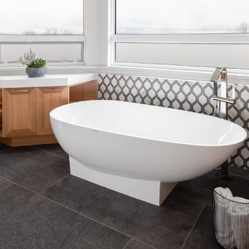 Serene Scandinavian-inspired Bathroom