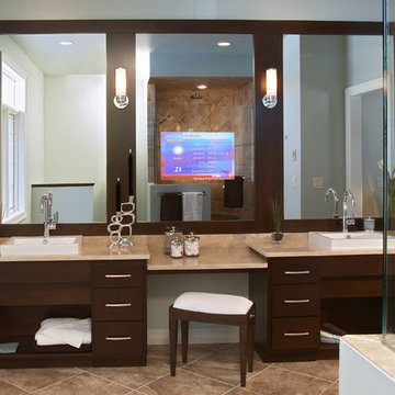 Séura Vanishing Vanity Television Mirror