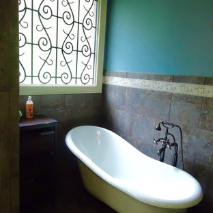Inspiration pour une salle de bain style shabby chic.