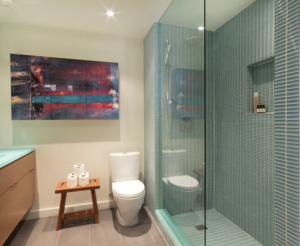Modern Bathroom by Affecting Spaces Design Studio