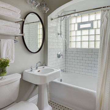 Shorewood Vintage Bathroom
